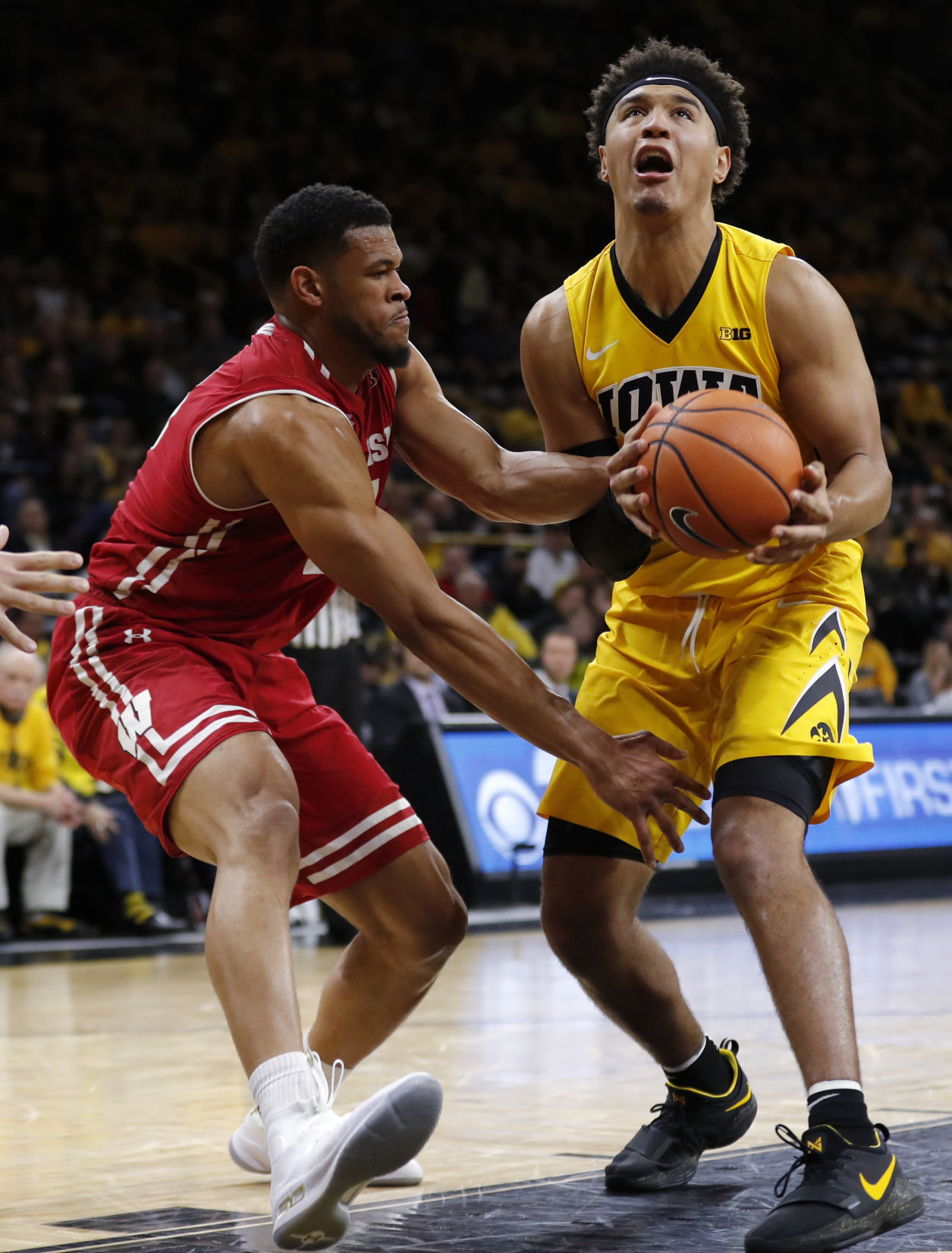 Wisconsin Iowa Basketball